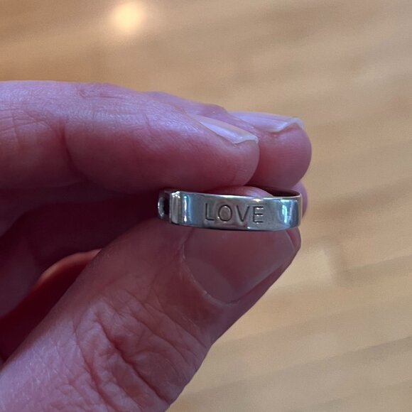 Elle Jewelry Sterling Silver Ring with inset Ruby, Size 5 - Picture 1 of 3